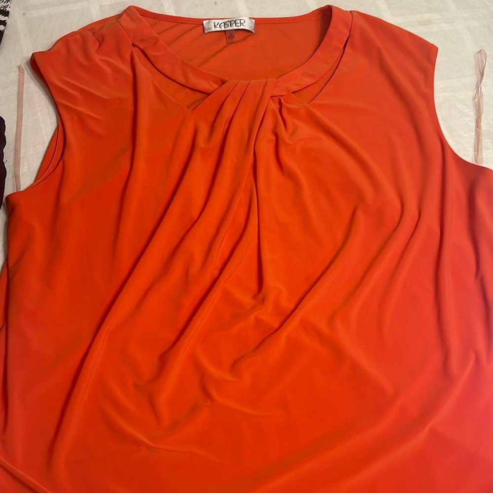 Sleeveless blouse